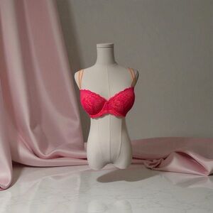 Victoria's Secret Pink Pigeonnant Rendezvous Push Up Bra‎ SZ 34DD.